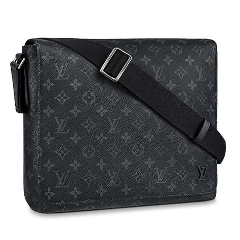 louis vuitton schoudertasje mannrn|louis vuitton handbags men.